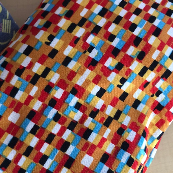 LuLaRoe Women’s Irma Tops - Set of 4 - Picture 3 of 7